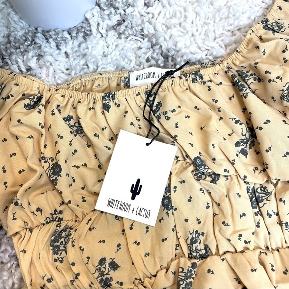 Whiteroom + Cactus Ivory Floral Skirt Set
Yellow Floral Ruffle Set - Picture 6 of 10